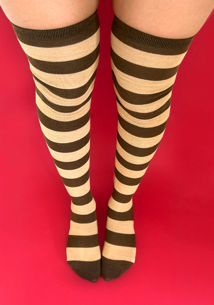 Calcetas "Louisa" Color Mocha Mousse