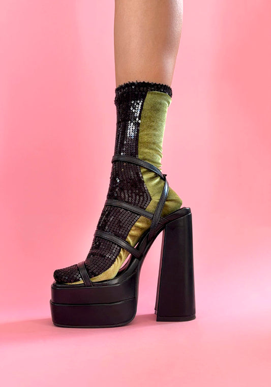 Calcetas “Abobora" Color Verde Olivo con Negro