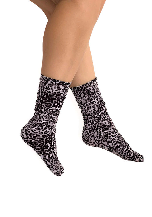 Calcetas “Dorinda" Animal Print Gris