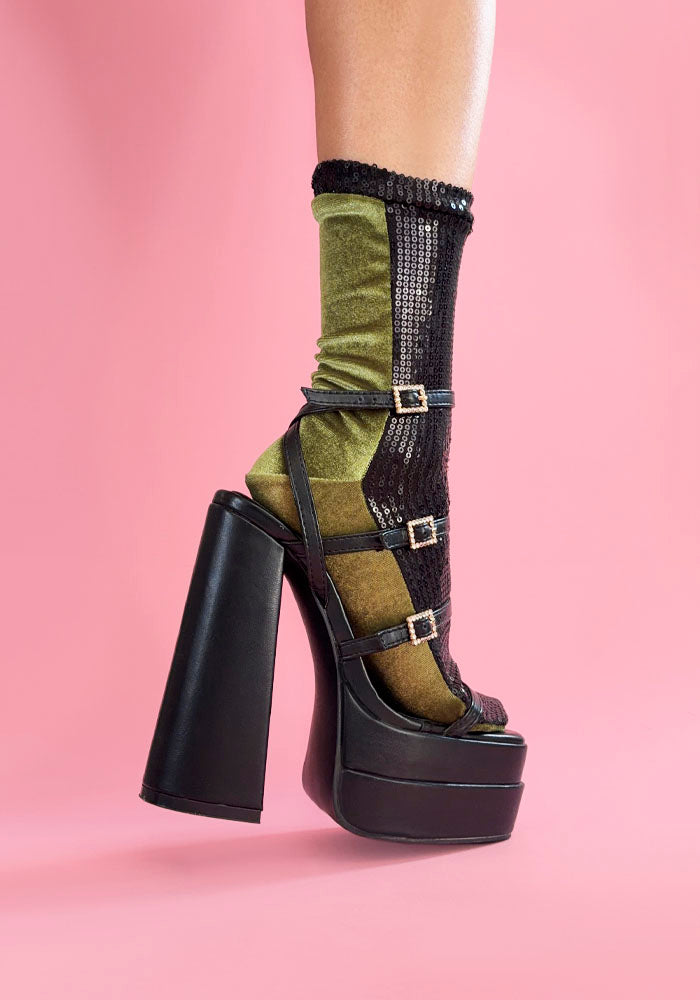 Calcetas “Abobora" Color Verde Olivo con Negro