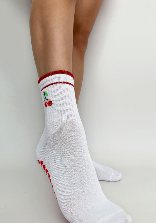 Calcetas “Criss-Cross" Cereza Liso